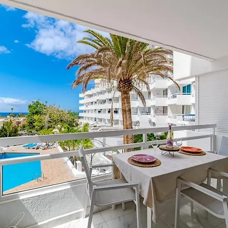 Costa Dreams 아데제